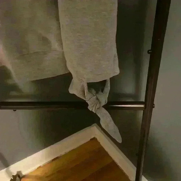 Lulus‎ Womens XS Gray sweatshirt - Picture 5 of 10